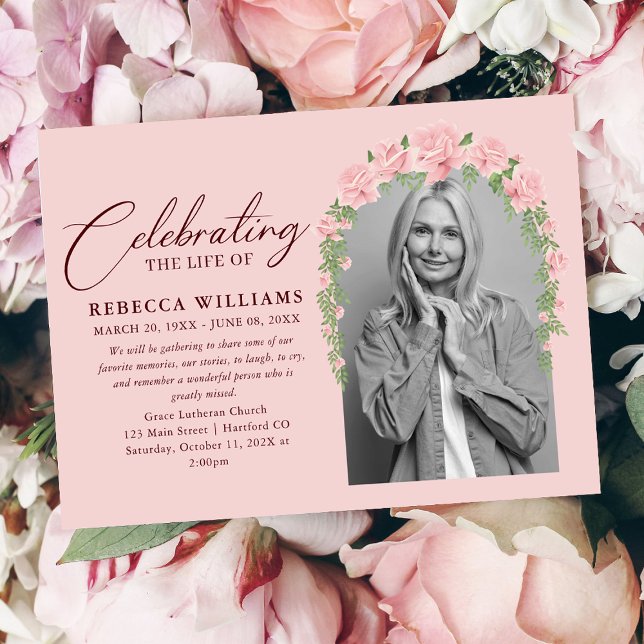 Invitation Célébration de la vie à la florale rose (Créateur téléchargé)