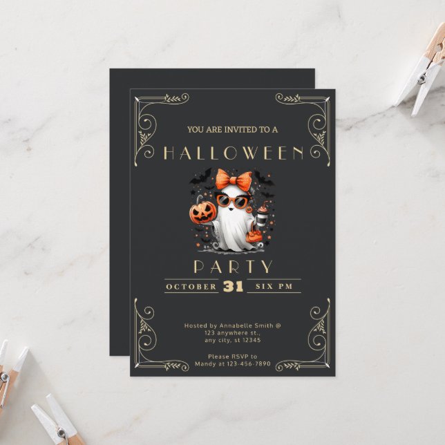 Invitation Chalkboard Black & Gold Ghost Stars Bats Halloween (Devant/Arrière en situation)