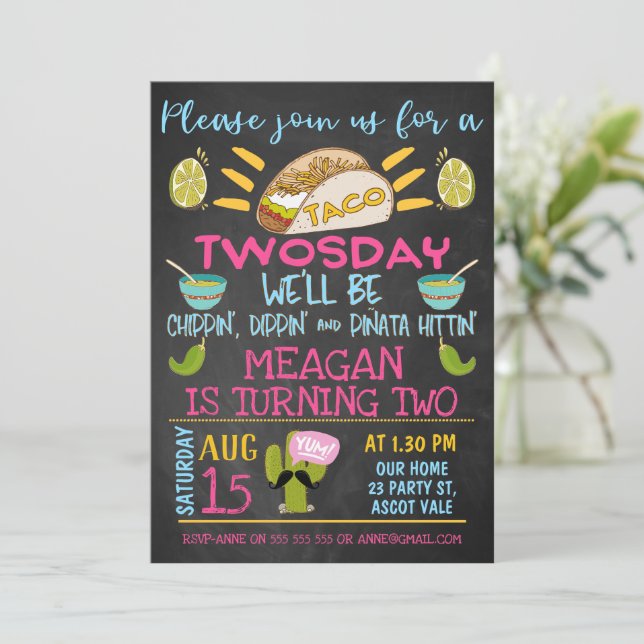 Invitation Chalkboard Pink Blue Girls Taco Deux jours Anniver (Debout devant)