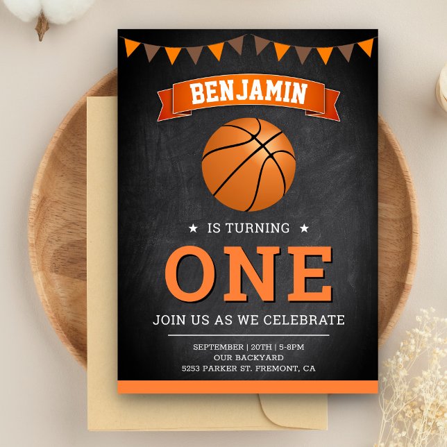 Invitation Chalkboard Sports Basketball 1ère fête d'anniversa (Créateur téléchargé)