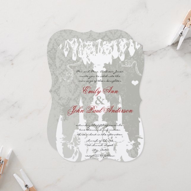 Invitation Chandeliers blancs sur Mariage Cloud argenté (Devant/Arrière en situation)