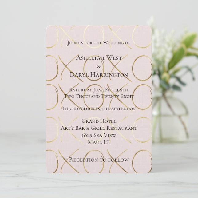 Invitation Chic Blush Rose or blanc XOXO Mariage d'amour (Debout devant)