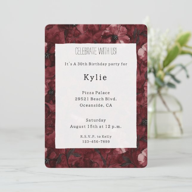 Invitation Chic Bourgogne Rouge Floral Anniversaire (Debout devant)