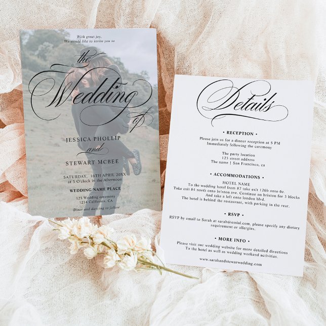 Invitation Chic noir blanc tout en un script photo mariage (Chic Black white all in one script photo wedding Invitation)