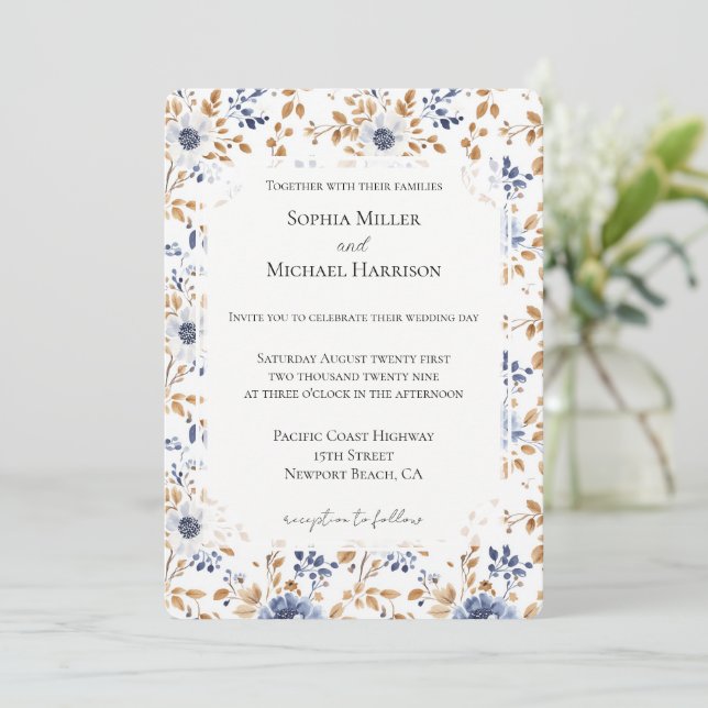 Invitation Chic Romantique Bleu Blanc Floral Mariage (Debout devant)