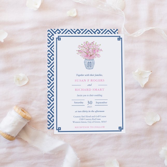 Invitation Chic rose et bleu marine Chinoiserie Vase Mariage (Créateur téléchargé)