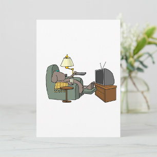 Invitation Chien drôle se relaxant dans un fauteuil inclinabl