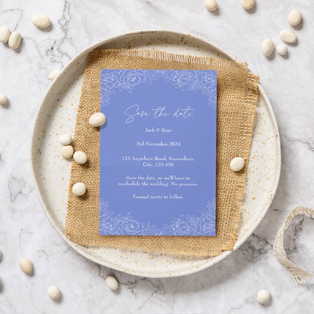 Invitation Citation humoristique à motif floral bleu et blanc (Créateur téléchargé)