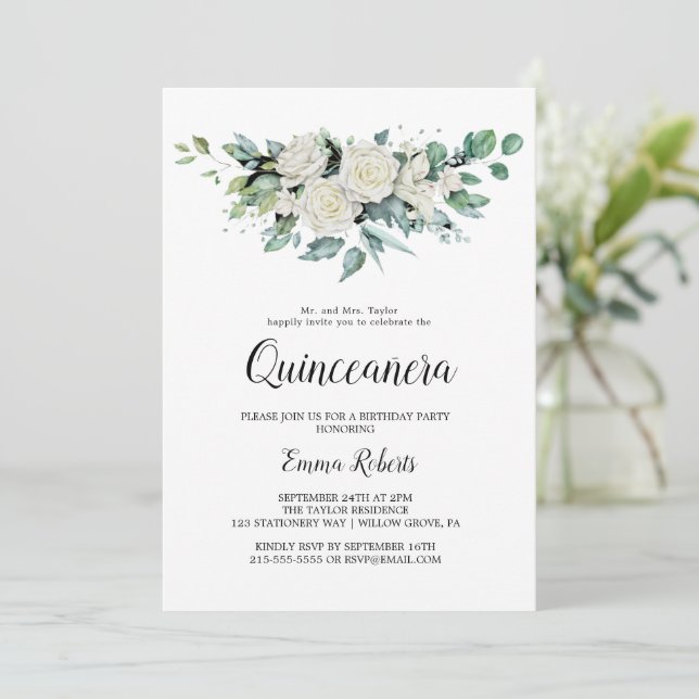 Invitation Classique Fleurs Blanches pour Quinceañ (Debout devant)