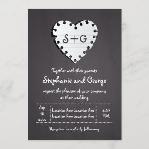 Invitation Coeur de papier sur tableau de bord avec mariage m