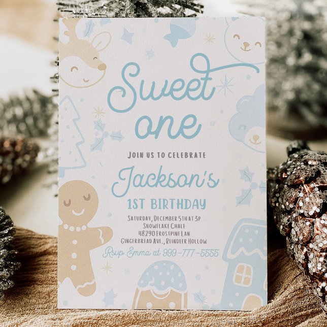 Invitation Cookie de Noël Premier anniversaire garçon (Christmas cookie first birthday boy invitation with gingerbread, festive holiday cookies, and red-gr)