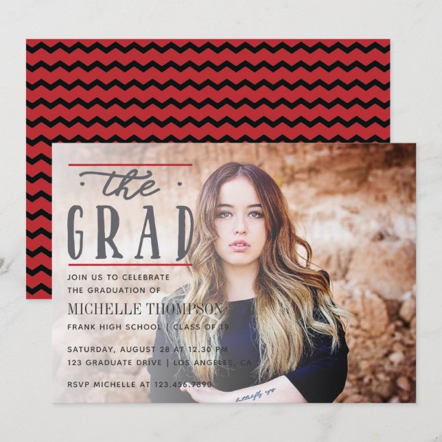 Invitation Couleur noire et rouge Chevron Graduate Party invi (Devant / Derrière)