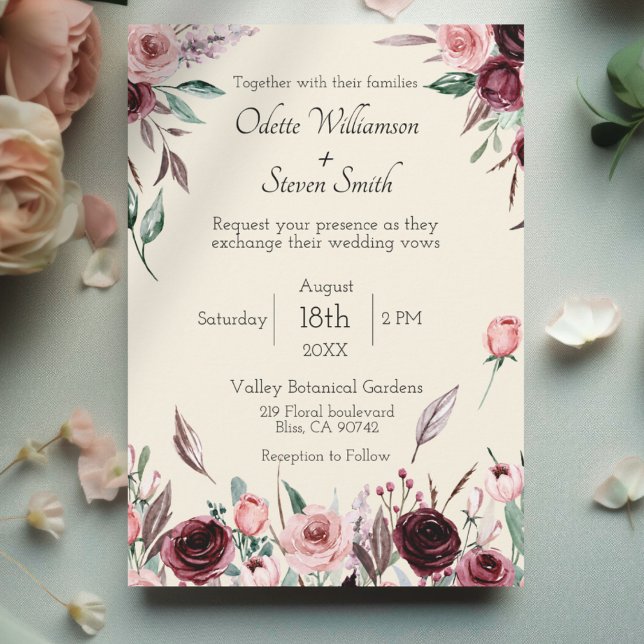 Invitation Crème classique et fleurs bourguignonnes Mariage r (Cream Wedding Invitation with Burgundy and Blush Pink Watercolor Flowers and script text)