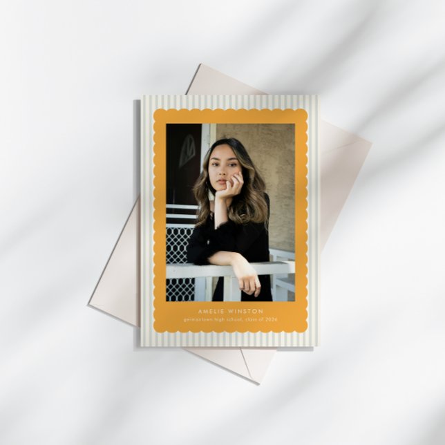 Invitation Cute Stripes Scallops Border Grad Announcement (Créateur téléchargé)