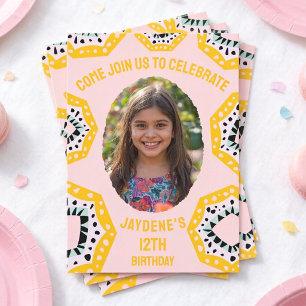 Invitation d'anniversaire avec photo et formes col