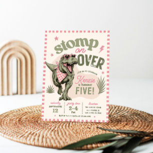 Invitation d'anniversaire de dinosaure rose