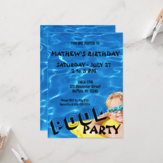 Invitation d'anniversaire de fête au bord de la pi