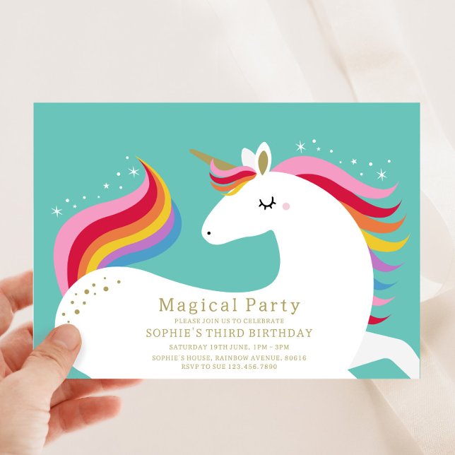 Invitation d'anniversaire de la licorne magique (Créateur téléchargé)