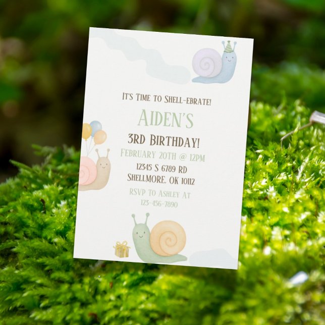 Invitation d'anniversaire de l'escargot à l'aquare (Snail-themed watercolor birthday invitation design with cute shell-ebration elements)
