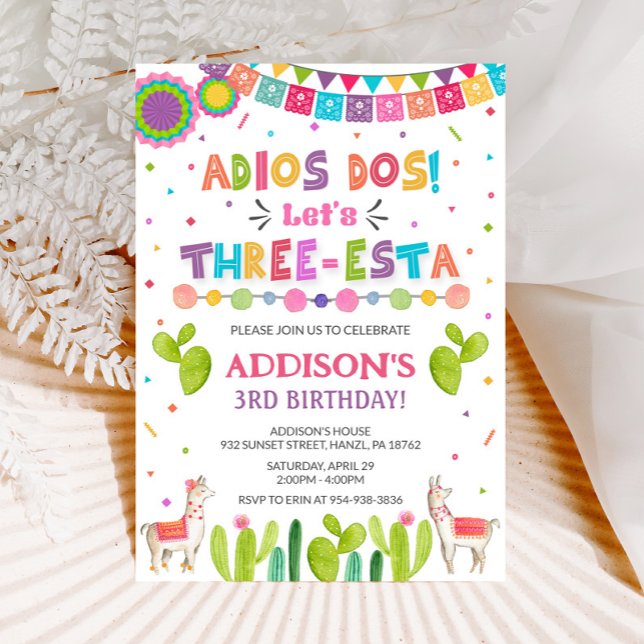 Invitation d'anniversaire de trois Esta (Créateur téléchargé)