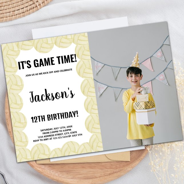 Invitation d'anniversaire de volley-ball avec phot (Volleyball Birthday Invitations with photo)