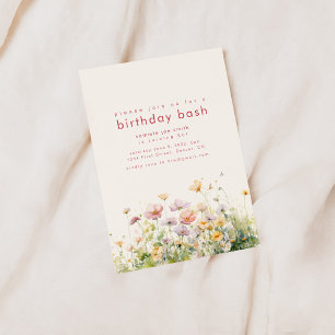 Invitation de fête d'anniversaire avec fleurs de p