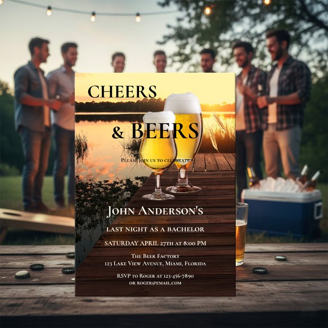 Invitation de fête d'enterrement de vie de garçon  (Bachelor party invitation featuring a sunset at a lake with two beer glasses at a jetty.)