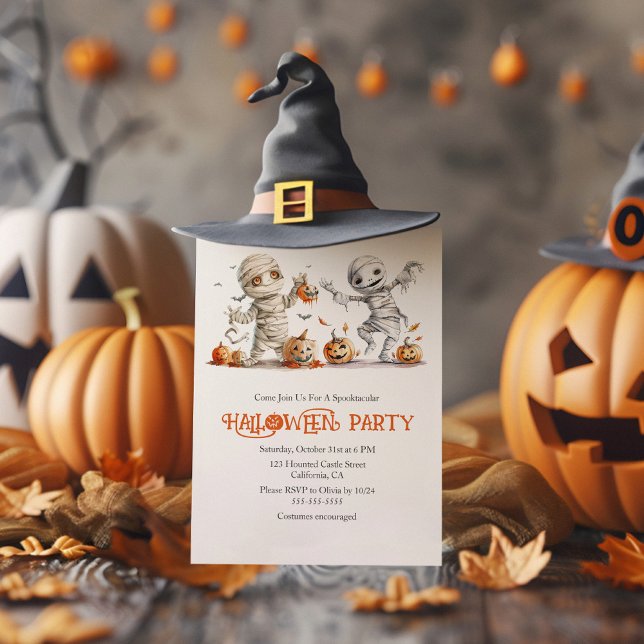 Invitation de fête personnalisée pour les enfants  (Cute Mummy Kids' Halloween Custom Party Invitation on a rustic table with Halloween decoration.)