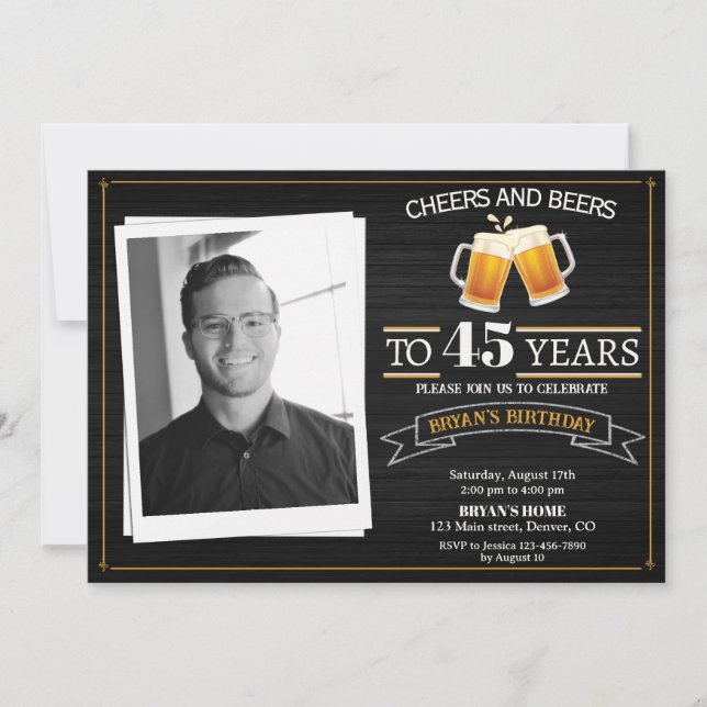 Invitation de la bière et des applaudissements pou (Devant)