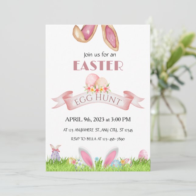 Invitation de la fête de chasse aux oeufs de Pâque (Debout devant)