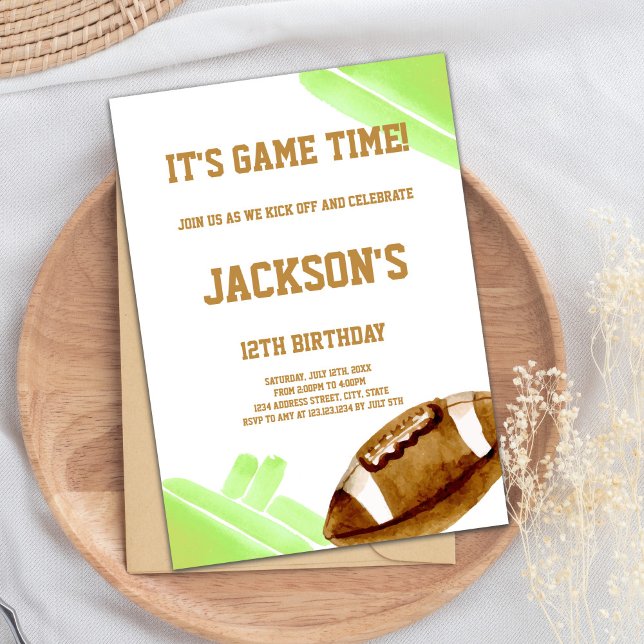 Invitation de la fête du Jour des Garçons modifiab (Green Football Invitations)