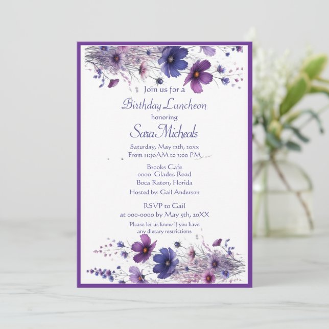 Invitation Déjeuner d'anniversaire Fleurs d'aquarelle violet (Debout devant)