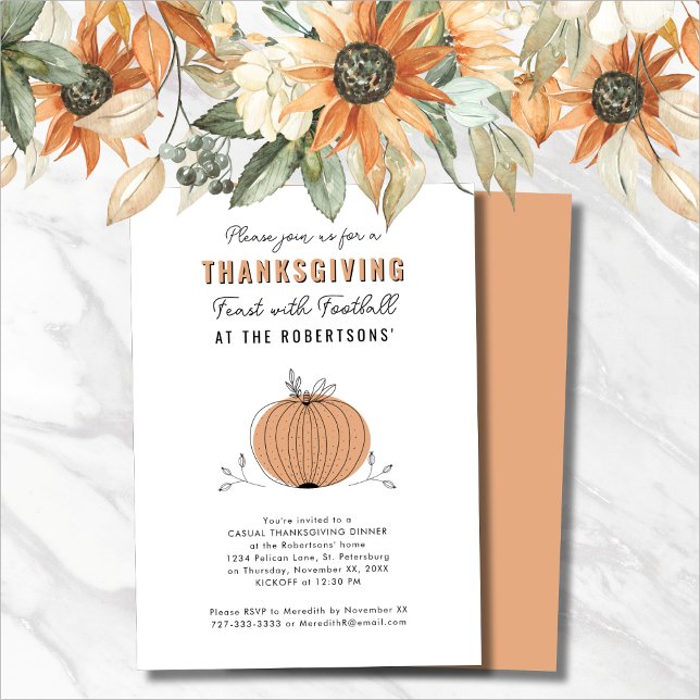 Invitation Dîner d'action de grâces et de football (Thanksgiving Feast with Football Orange Pumpkin Dinner Party Invitation)