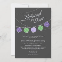 Dîner de répétition de mariage avec des lanternes