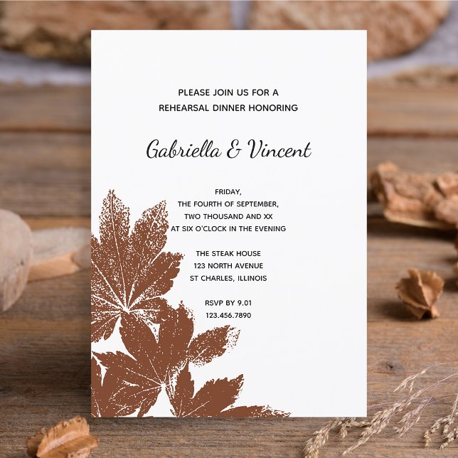 Invitation Dîner de répétition du Mariage du timbre de la feu (Fall in Love with this natural woodland rehearsal dinner invitation.)