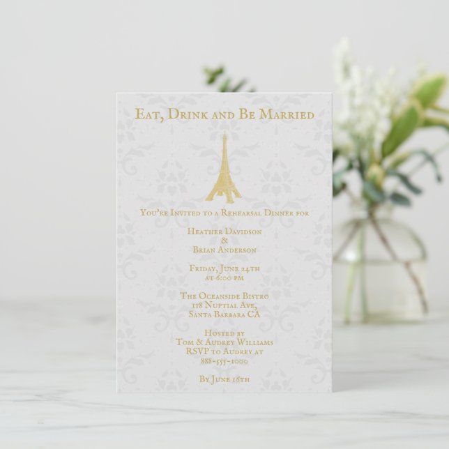 Invitation Dîner de répétition Gold Eiffel Tower Mariage dama (Debout devant)