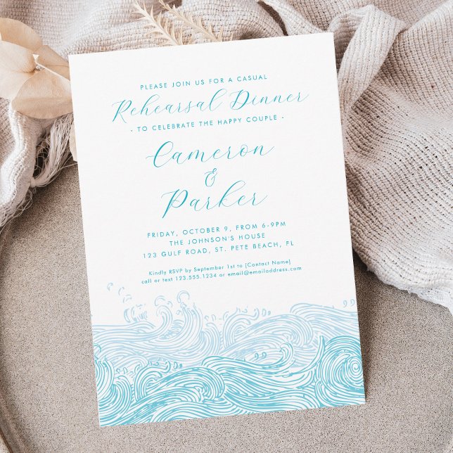 Invitation Dîner de répétition Mariage Décontracté Aqua Ocean (Aqua Blue Casual Rehearsal Dinner Invitation with Ocean Waves for a Coastal Chic Beach Wedding by Co)