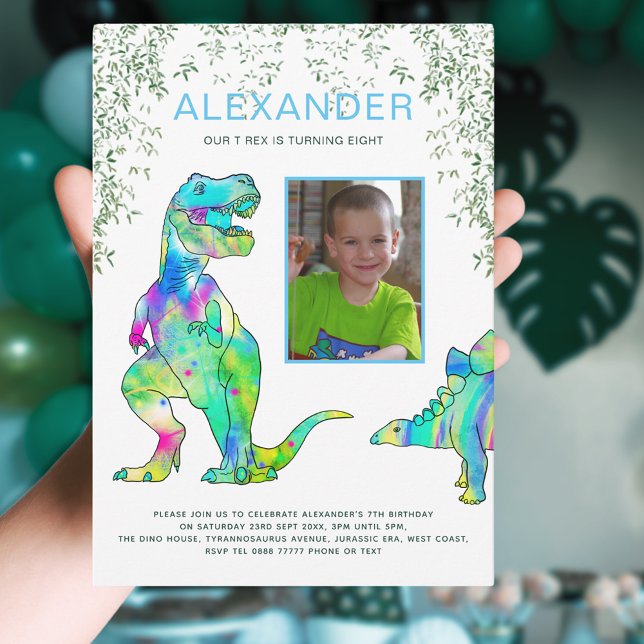 Invitation Dinosaur T-Rex 8e fête d'anniversaire bleu vert (Dinosaur T-Rex jungle 8th birthday party invitation with photo template blue and green colorful dino)