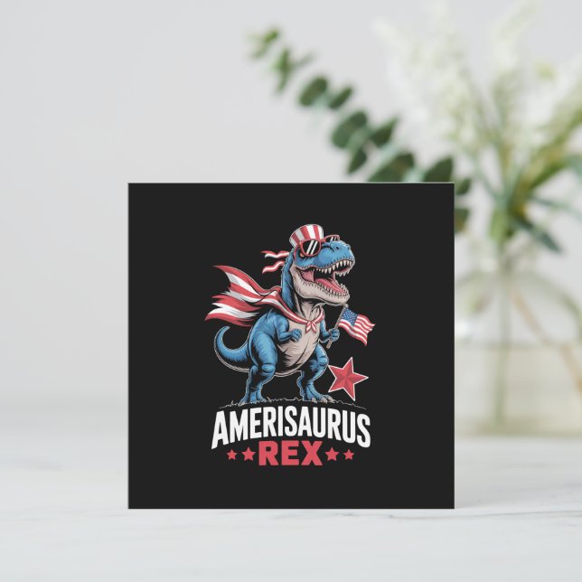 Invitation Dinosaure 4 juillet Amerisaurus T Rex Drôle (Debout devant)
