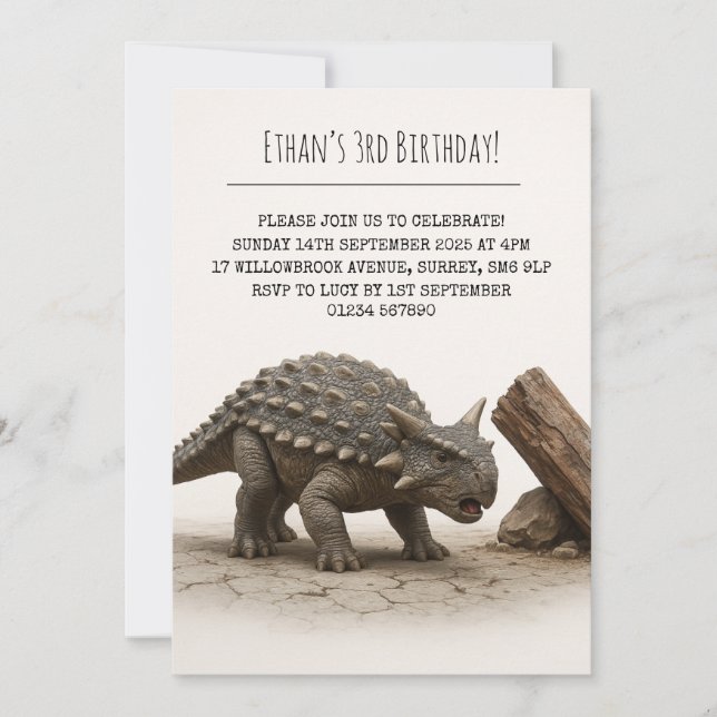 Invitation Dinosaure Armoré réaliste près de l'arbre Annivers (Devant)