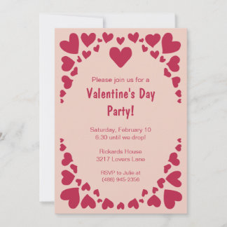 Invitation Doodles de coeur éparpillés sur Peach Valentine's