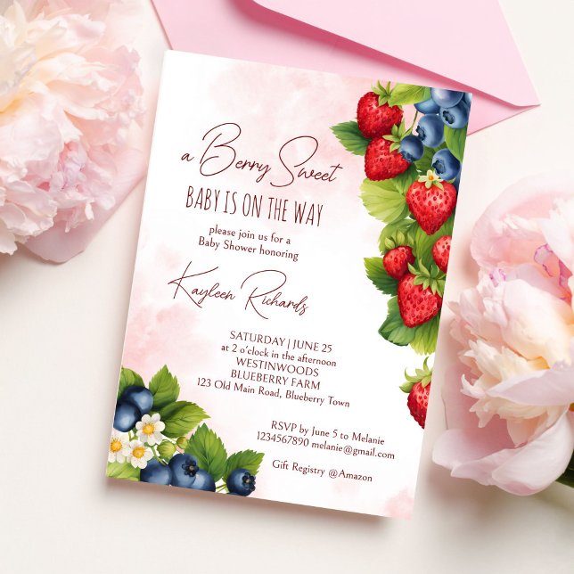 Invitation Douce fête prénatale à thème myrtille et fraise (Berry sweet blueberry strawberry spring summer baby shower invitation template digital download)