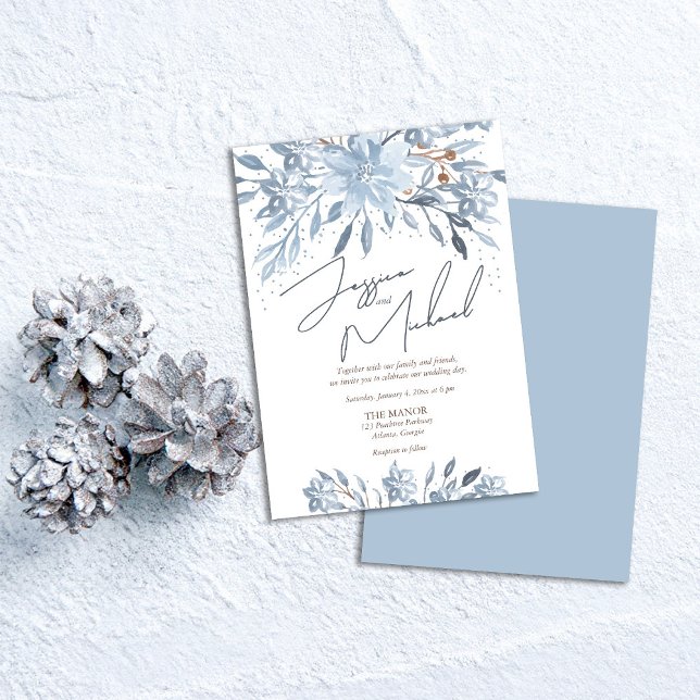 Invitation Dusty Blue Floral Chic Script hiver thème Mariage (Créateur téléchargé)