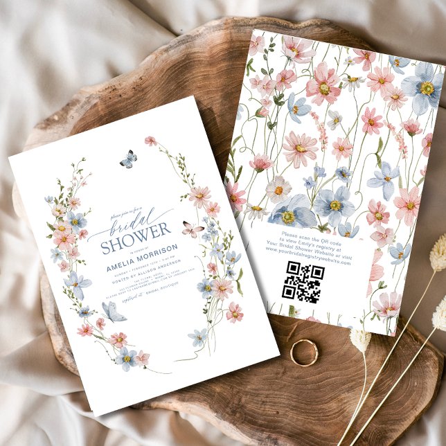 Invitation Dusty Blue QR Code Fleur sauvage Fête des mariées  (Créateur téléchargé)