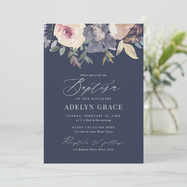 Invitation Élégant Blush et Marine Floral Girl Baptism (Debout devant)