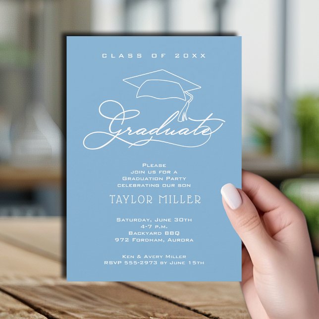 Invitation Élégant Casquette Grad Poudre Bleu Graduation (Elegant white script and grad hat powder blue graduation party invitations)