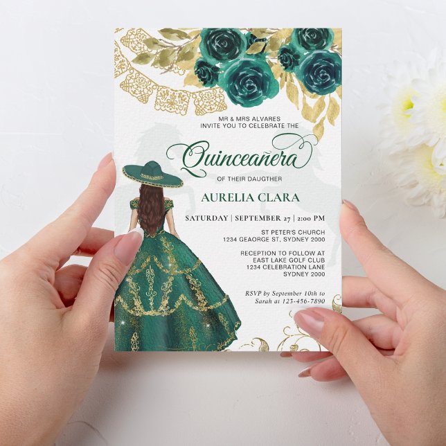 Invitation Élégant Floral Emerald Green Horse Quinceañera (Créateur téléchargé)