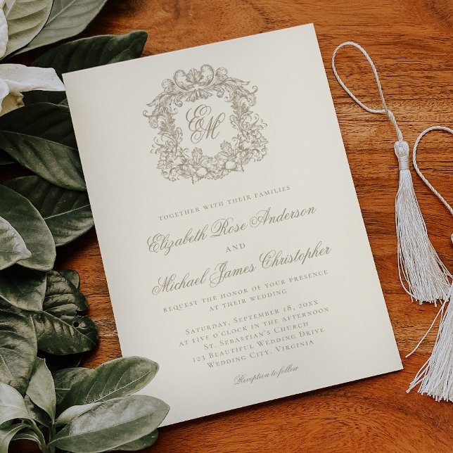 Invitation Elegant Ivory Monogram Crest Wedding (Créateur téléchargé)
