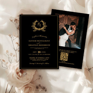 Invitation Élégant or noir monogramme Crest QR Code Mariage