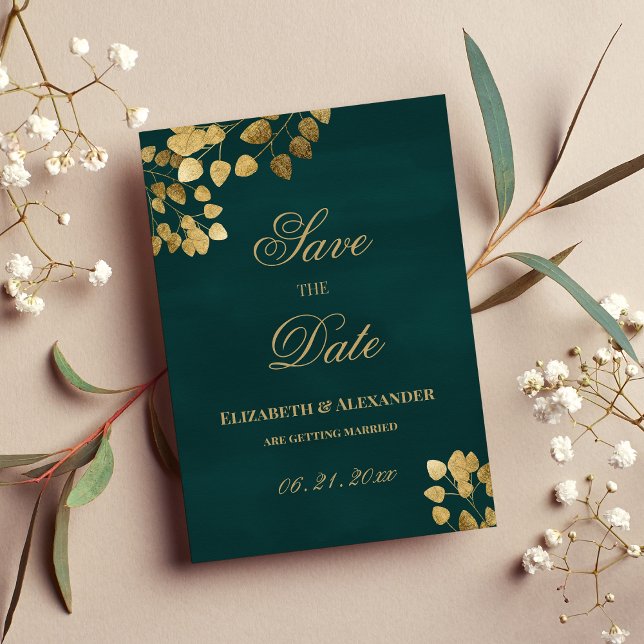 Invitation Elégant or vert foncé eucalyptus Enregistrer la da (Elegant dark green gold eucalyptus Save the Date )